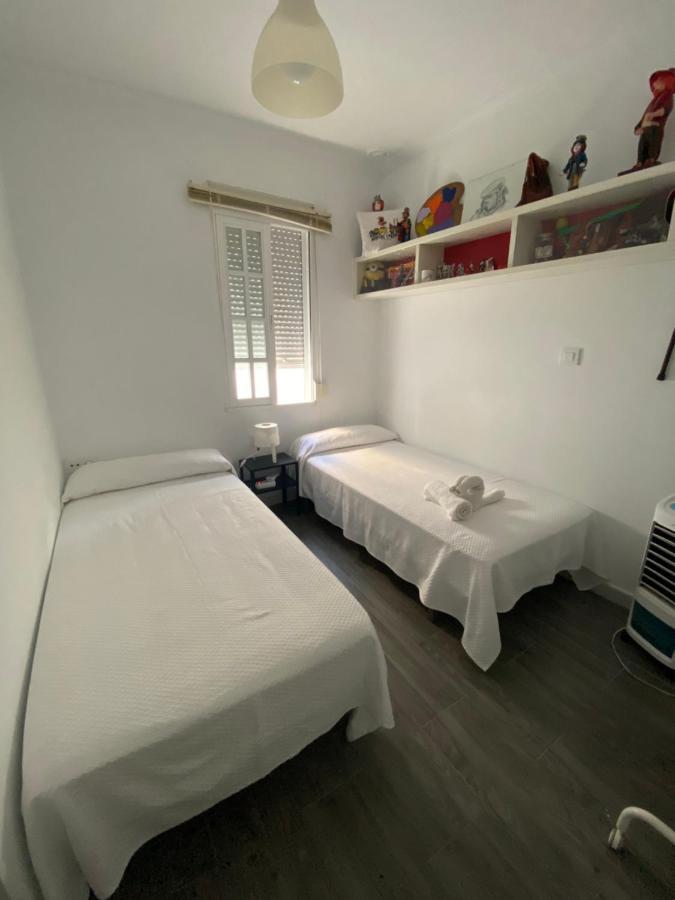 Habitaciones La Vina Cadiz Exterior photo